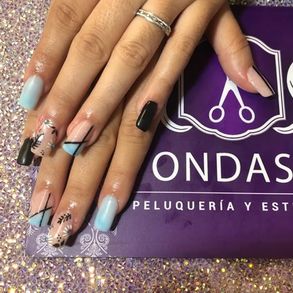 fotos de uñas de porcalana en ondass peluquería y estética